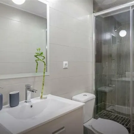 Rumoholidays Sea Views, Wifi In Calle Almudena Apartment